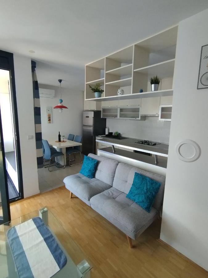 Apartment Bencic Umag Bagian luar foto